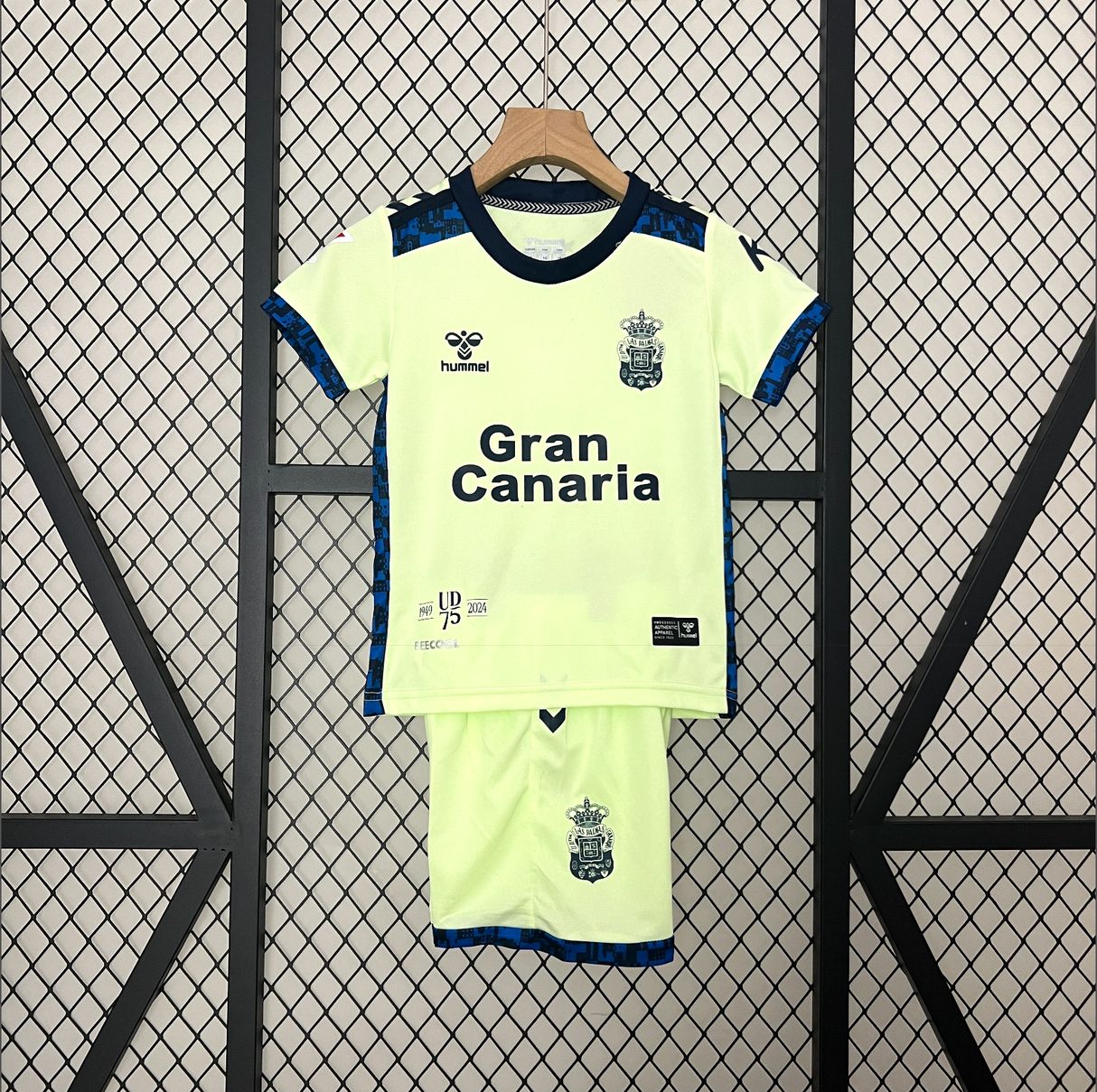 LAS PALMAS kid kit
