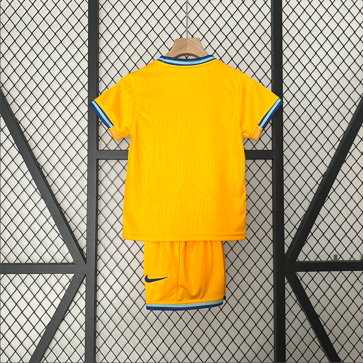 NETHERLANDS kid kit