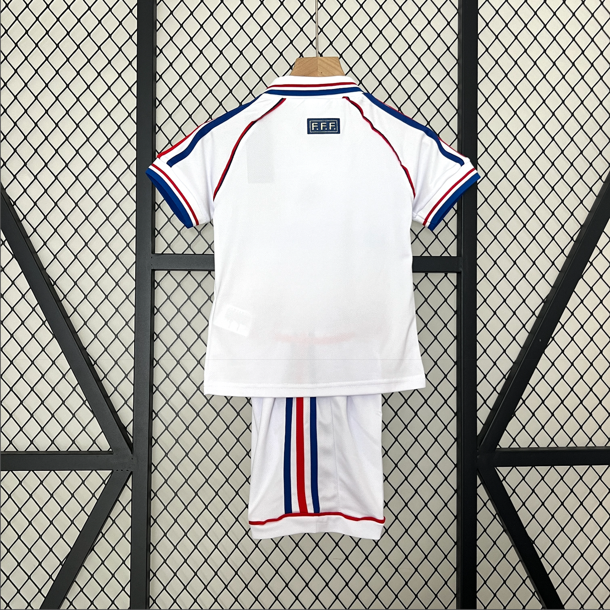 FRANCIA Kid Kit
