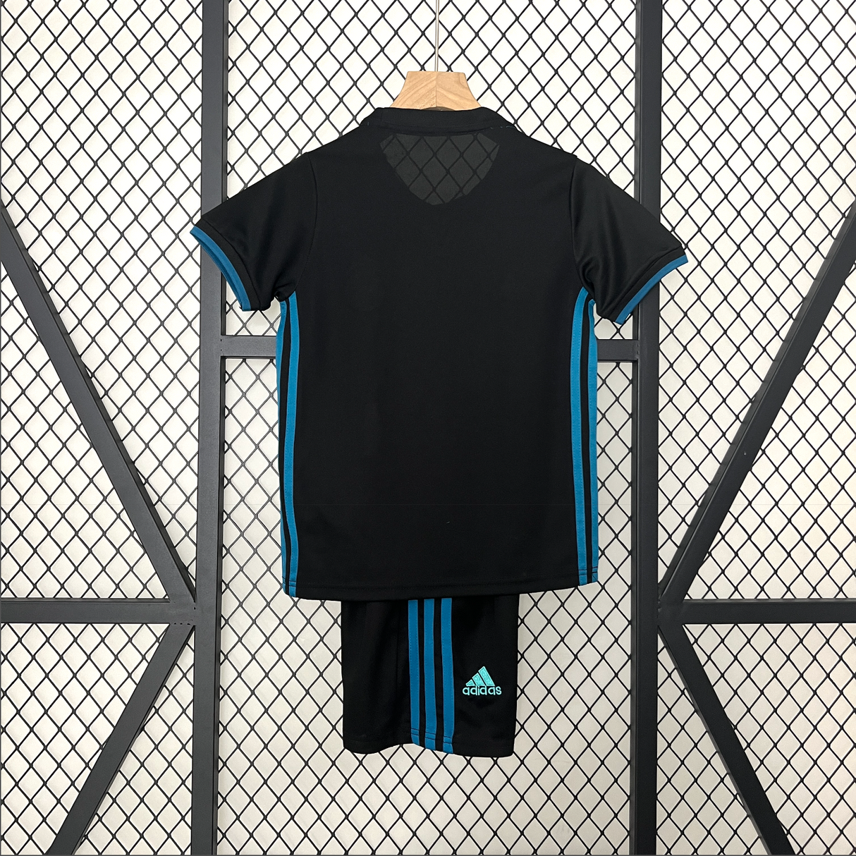 REAL MADRID kid kit